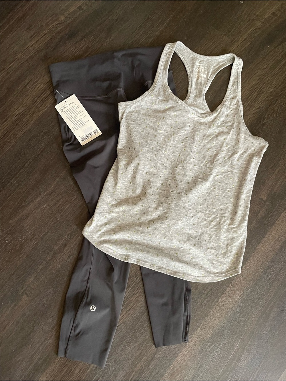 NWT Lululemon Base Pace HR Crop 23" - Gray Running Crops plus free M Nike Tank!